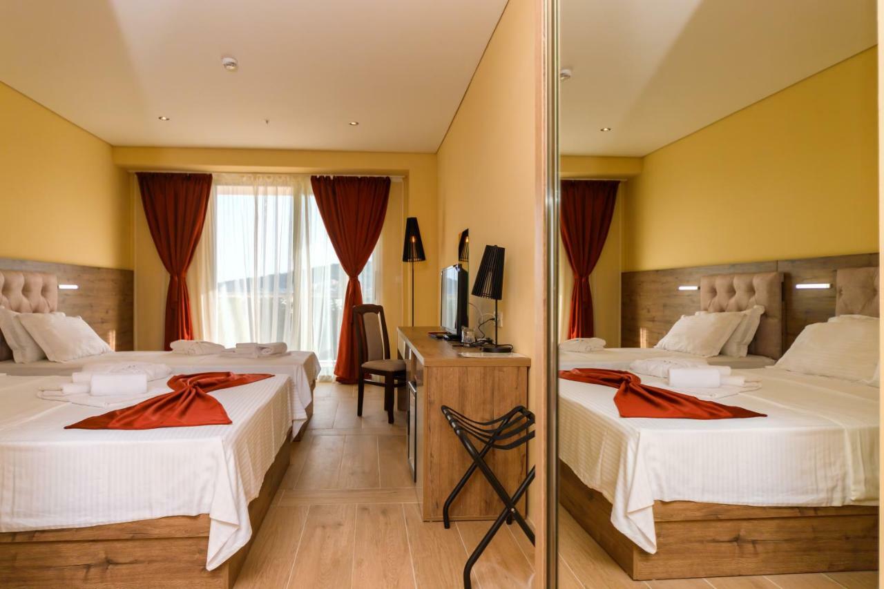 Hotel Franca Ulcinj Bagian luar foto
