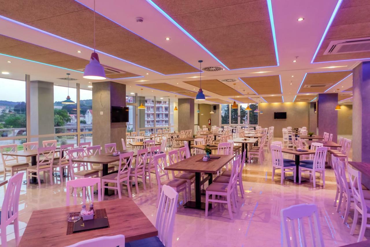 Hotel Franca Ulcinj Bagian luar foto